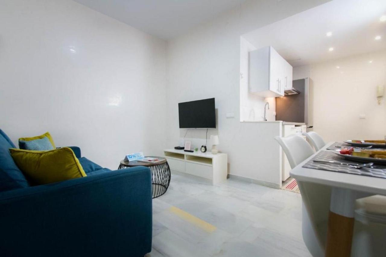 Holidays2malaga Eduardo Ocon Ground Floor Renovated In The Center Appartement Málaga